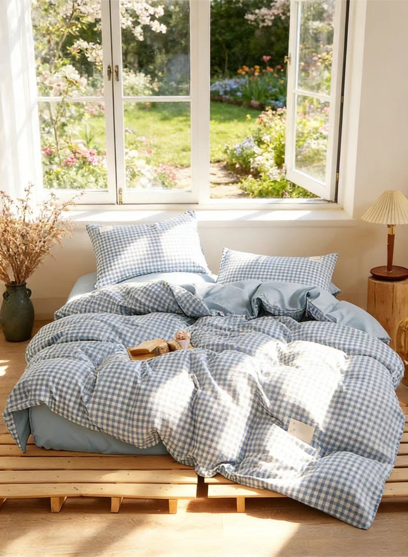 Rewell This Four-Piece Microfiber Soft Comforter Set Features a Simple Checkered Pattern, Perfect for Any Room Décor. The Set Is Machine Washable and Includes One Duvet Cover, One Sheet, And Two Pillowcases (Duvet Cover: 220*240 cm, Sheet: 230*245 cm, Pillowcases: 48*74 cm). - Image 1